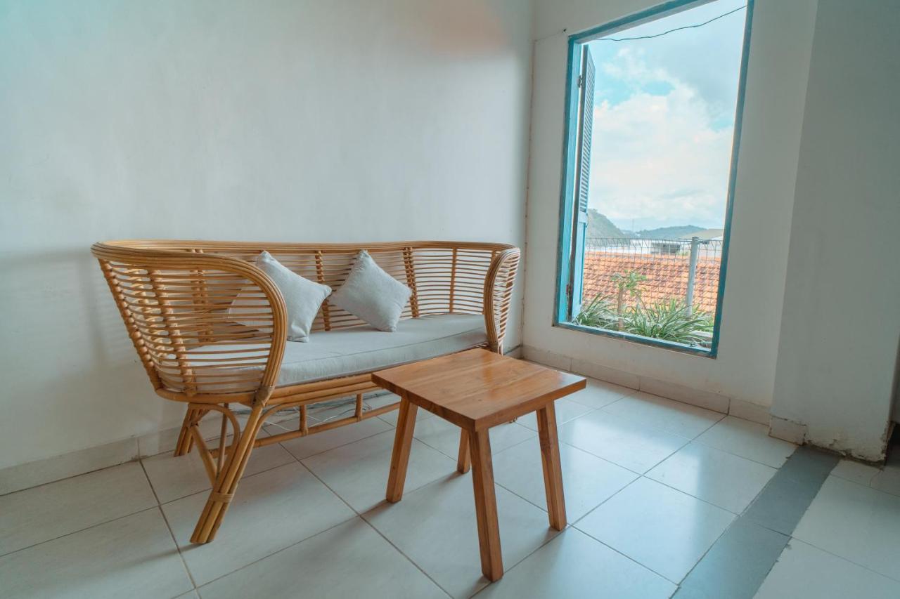 Green Hill Boutique Hotel Labuan Bajo Exterior foto
