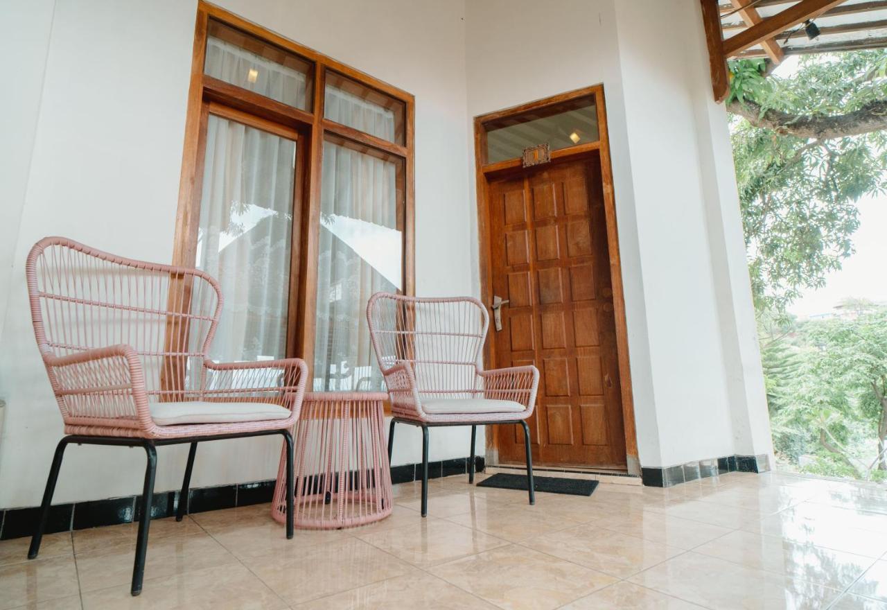 Green Hill Boutique Hotel Labuan Bajo Exterior foto