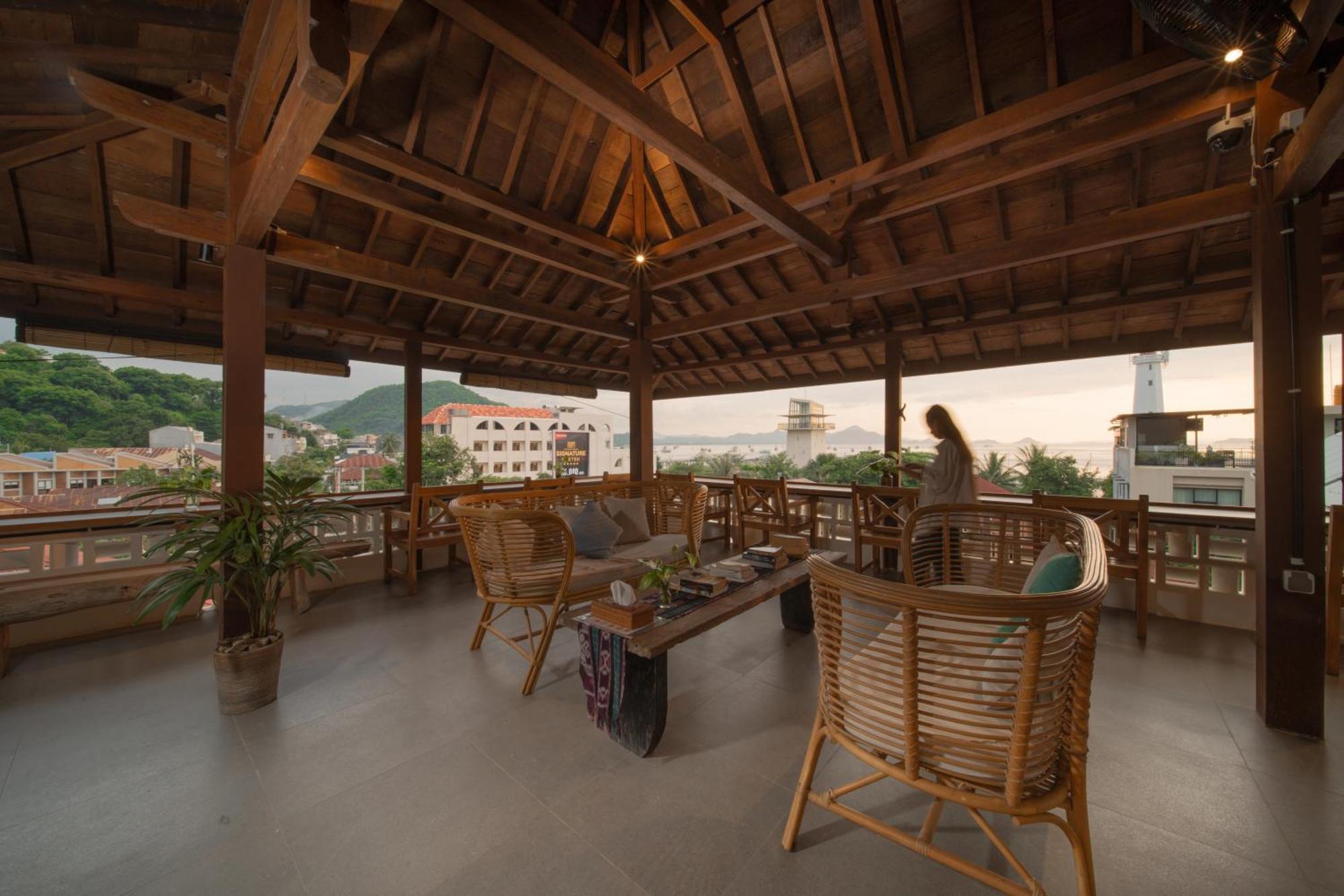 Green Hill Boutique Hotel Labuan Bajo Exterior foto